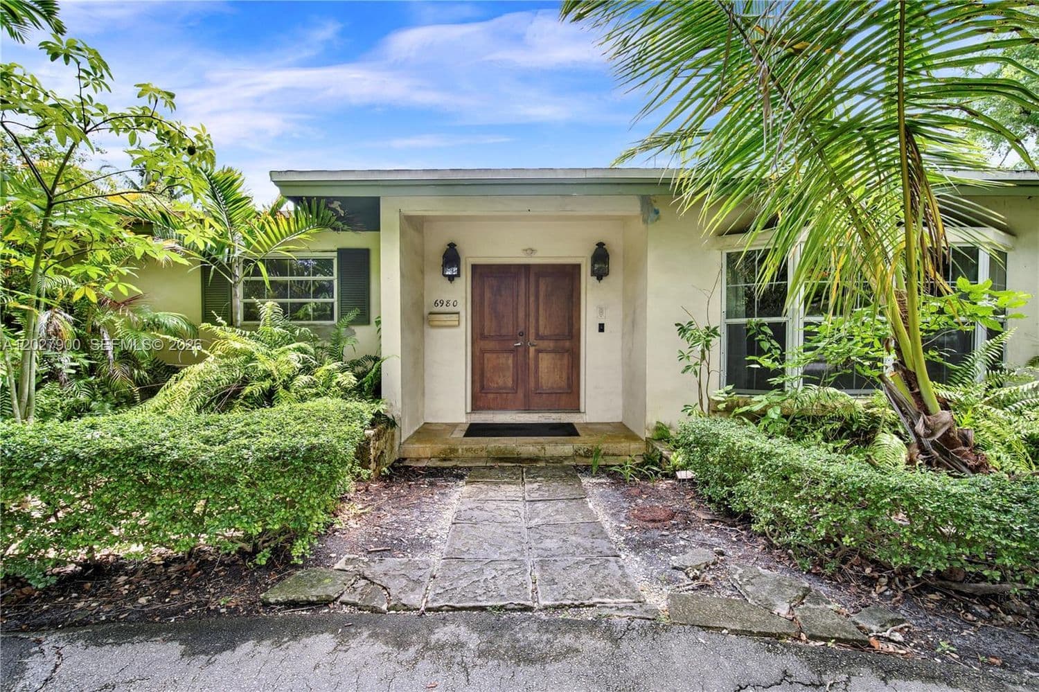 6980 SW 104th St — exterior
